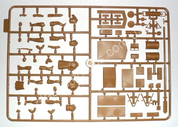 1/48 ICM 48086 Германские пилоты и наземный персонал Люфтваффе II МВ в зимней униформе