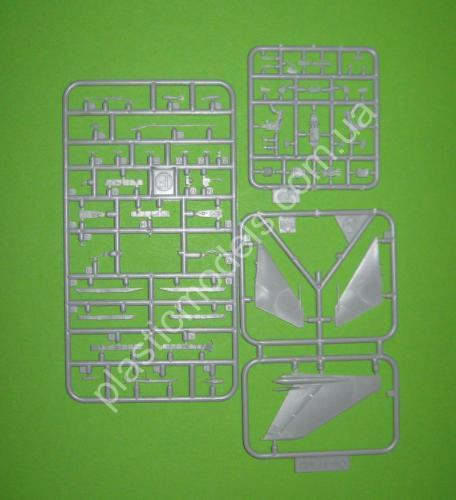 1/72 Modelsvit 72044 Sukhoi Su-17M3 early version