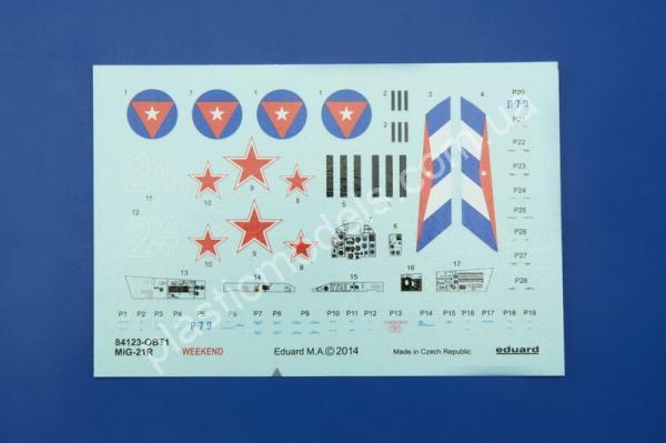 1/48 Eduard 84123 MiG-21R Weekend Edition