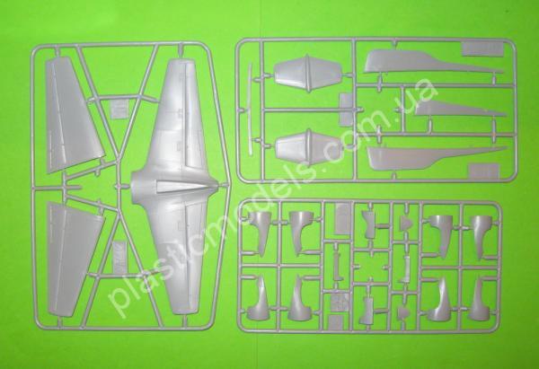 1/72 Modelsvit 72008 Antonov An-10 'Ukraine' civil aircraft