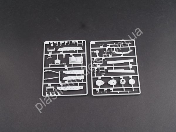 1/35 Trumpeter 5538 Russian ChTZ S-65 Tractor