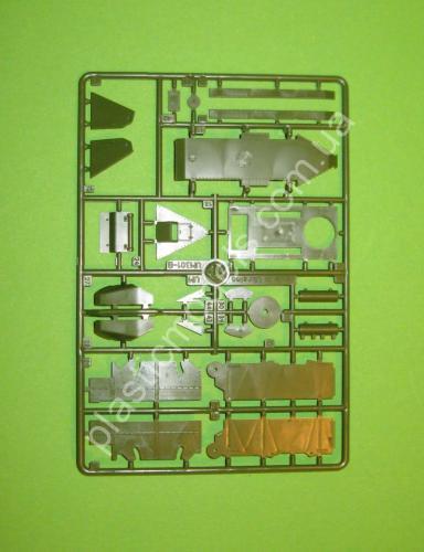 1/72 UMmt 303 Soviet artillery tank D-38