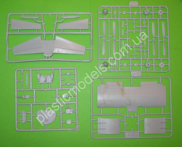 1/72 A-model 72180 Антонов Ан-32Б Многоцелевой транспортный самолет СССР