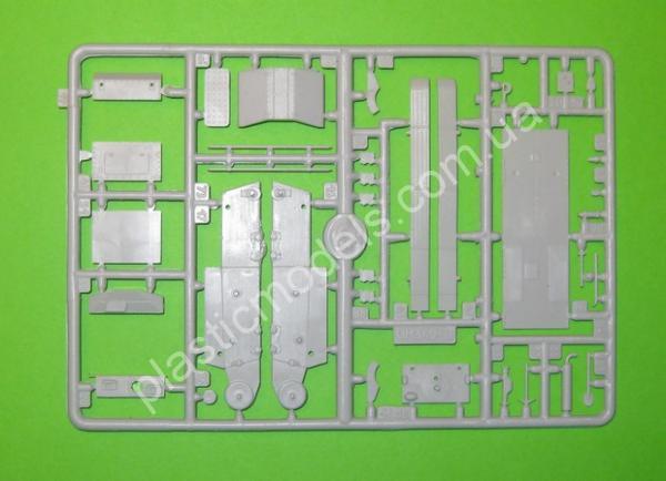 1/72 UM 345 Self-propelled gun Sd.Kfz. 138/1 H Bizon