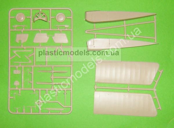 1/48 AMG 48202 Pfalz E IV