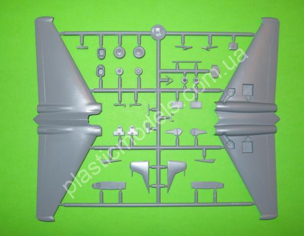 1/72 RS models 92257 XP-79 Flying Ram