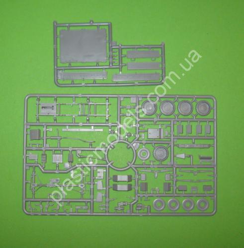 1/72 ACE 72450 Unimog U1300L 4x4 military 2t truck
