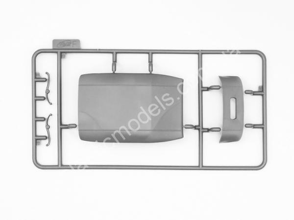 1/35 ICM 35534 Typ 770K Tourenwagen с раскрытым тентом