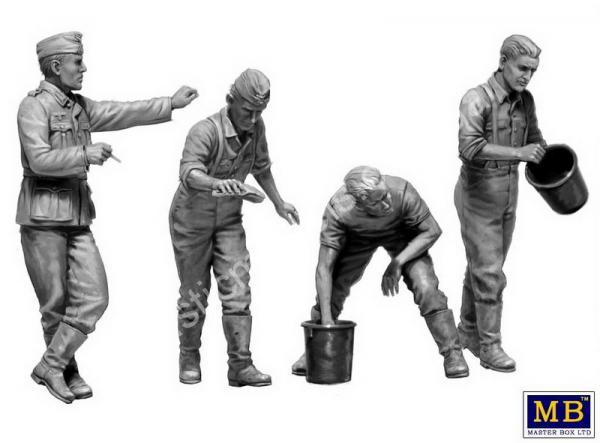 Schnelle Truppen - German WWII Drivers 1/35 Master Box 35327