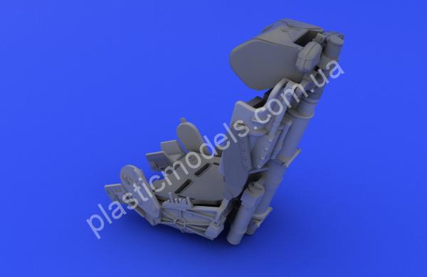1/48 Eduard 648030 MiG-21 seat late