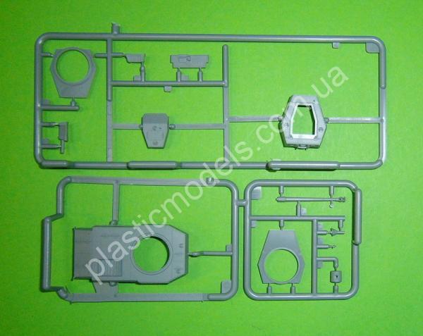 1/72 IBG 72049 44M Turan III Hungarian Medium Tank