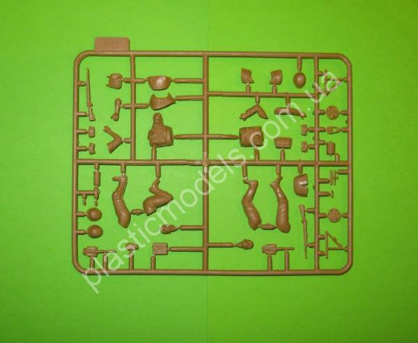 1/35 Master Box 3540 German Signals Personnel, Stalingrad, Summer 1942