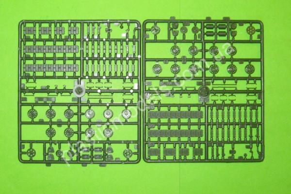 1/72 UM 369 Soviet tank T-34/76-57 with gun ZIS-4
