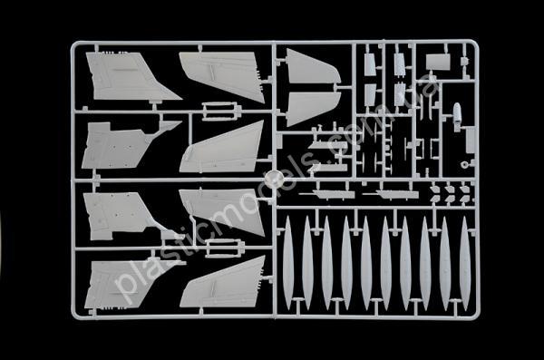 1/72 Italeri 1405 Grumman KA-6D Intruder