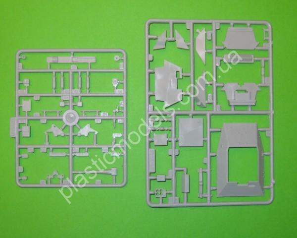 1/72 UM 354 Self-propelled 15cm sIG-33/2 auf Jagdpanzer 38(t)
