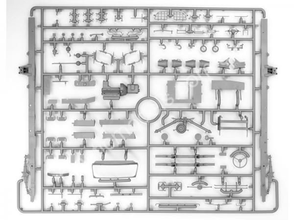 1/35 ICM 35519 AC-40-137A Soviet Firetruck