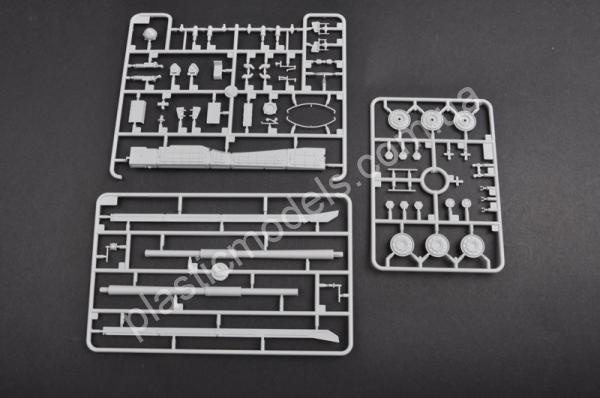 1/35 Trumpeter 1578 Soviet T-64 Model 1972 Main Battle Tank