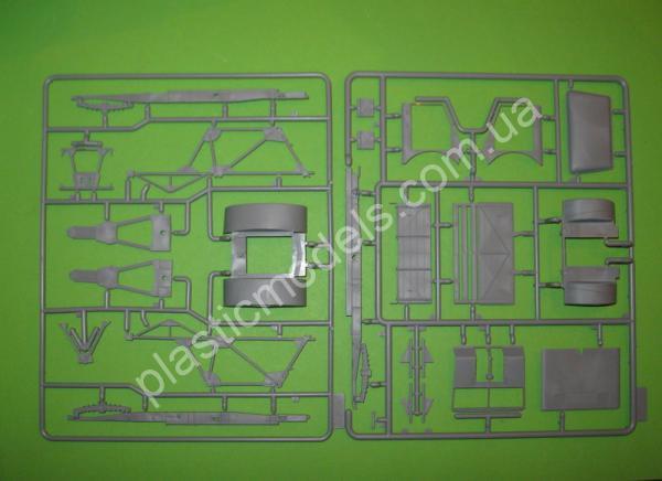 1/35 ICM 35591 BM-13-16 on W.O.T. 8 chassis, WWII Soviet MLRS