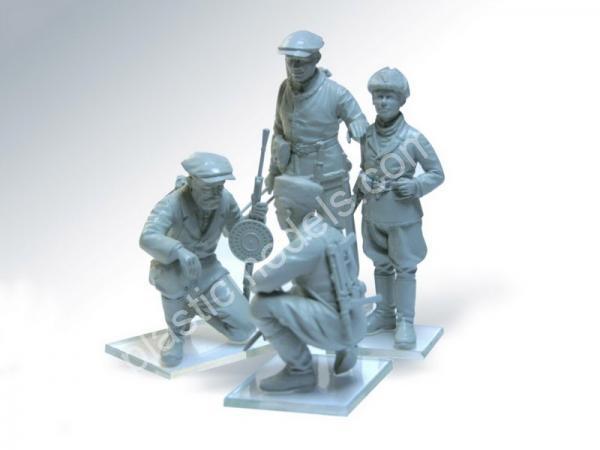 1/35 ICM 35631 Советские партизаны ІІ МВ