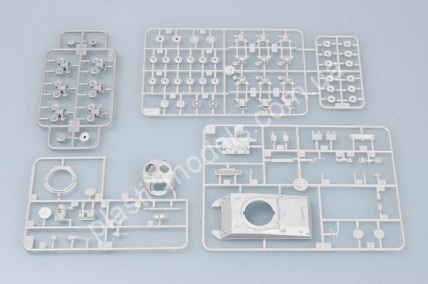 1/72 Trumpeter 7224 Serman M4A3 tank