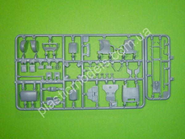 1/72 ACE 72590 COE (Cab Over Engine) - Heavy Duty Truck m.1939