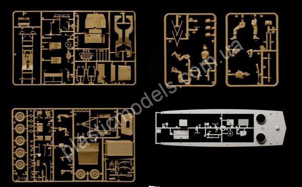 1/35 ITALERI 6479 LCVP w/ 1/4 ton. Truck