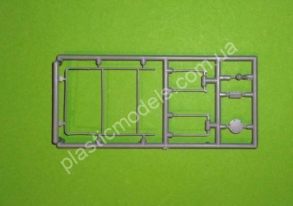 1/35 Special Armour Vehichles 35008 Panzerbefehlswagen 35(t)