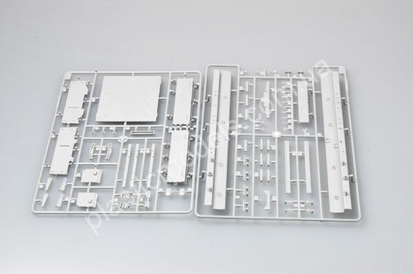1/35 Trumpeter 1005 MAZ/KZKT-537L Ballast Tractor