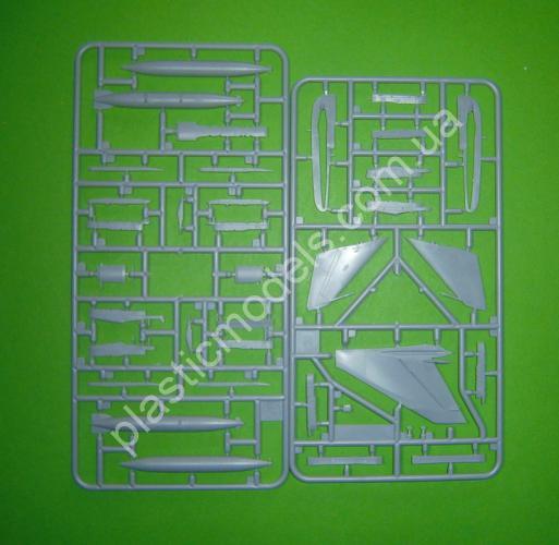 1/72 Modelsvit 72059 Su-22M4