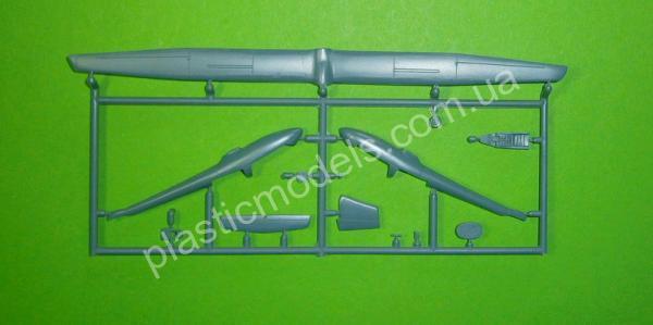 1/72 Kovozavody Prostejov 0498 Let L-33 Solo „Over Europe“