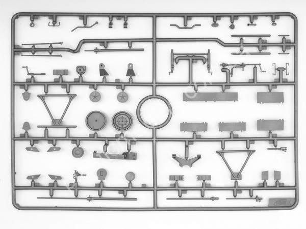 1/35 ICM 35596 BM-13-16 on G7107 chassis with Soviet crew