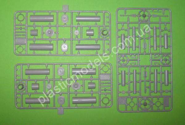 1/72 A&A models 7211 IL-102 Experimental ground-attack aircraft