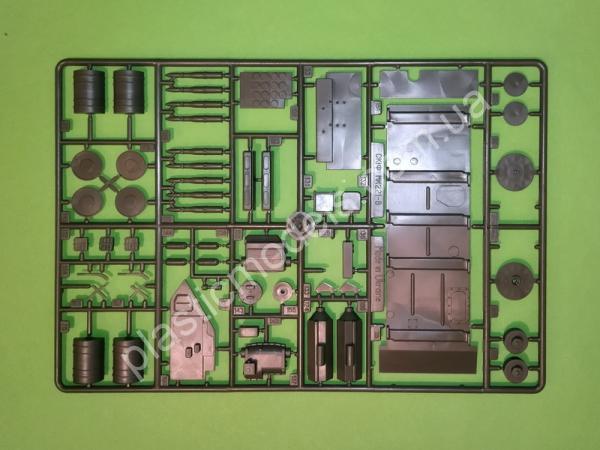 1/35 SKIF 220 OT-55