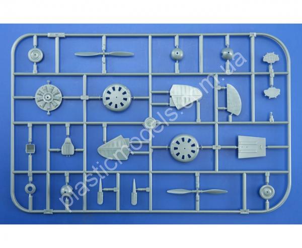 1/48 Eduard 8465 И-16 тип 18