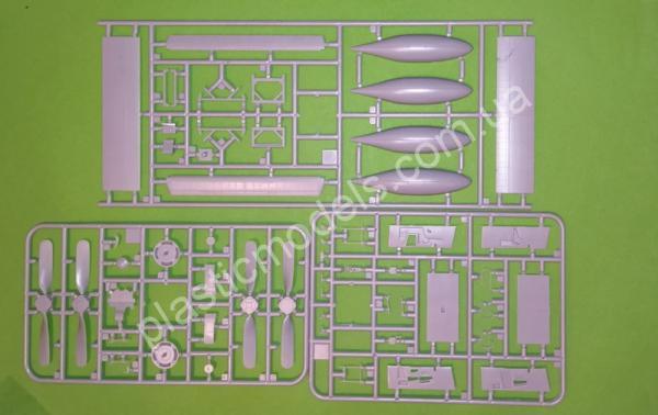 1/48 Modelsvit 4818 North-American F-82F/G Twin Mustang