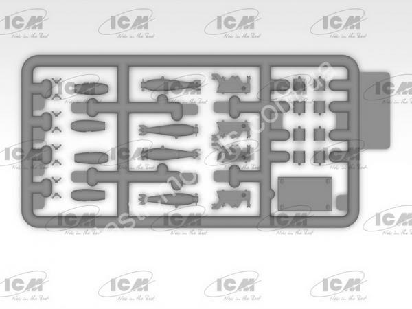 1/32 ICM 32038 DH. 82A Tiger Moth with bombs