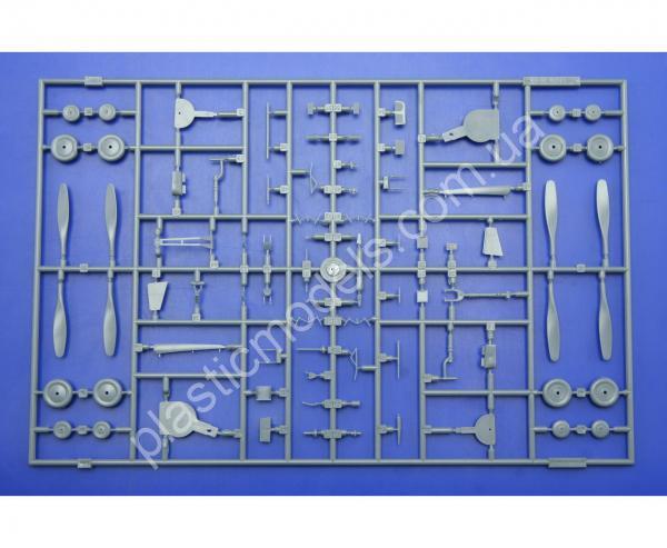 1/48 Eduard 8066 P-39L/ N