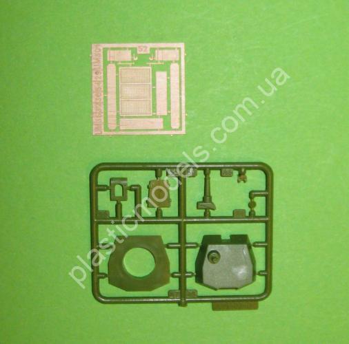 1/72 UMmt 303 Soviet artillery tank D-38