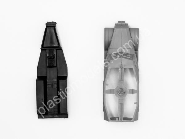 1/152 ICM 72511 БТР-152С подвижный командный пункт