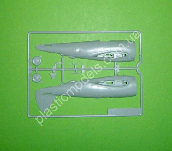 1/72 Academy 12474 P-47D 