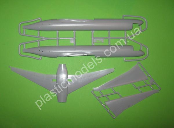 1/144 AMP 144-001 MD-87 Aero Tanker