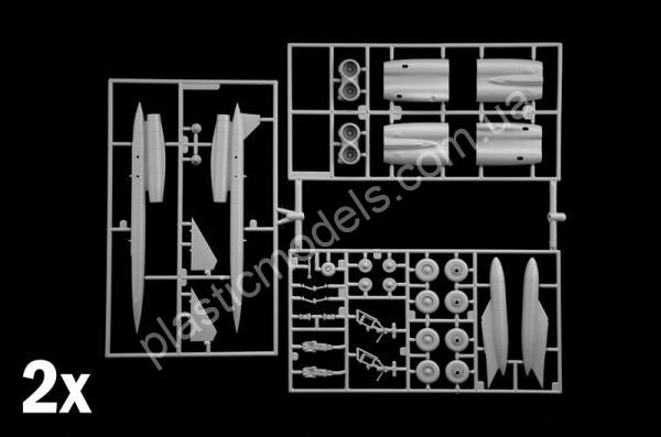1/72 Italeri 1451 Бомбардувальник B-52G Stratofortress рання версія з ракетами Hound Dog