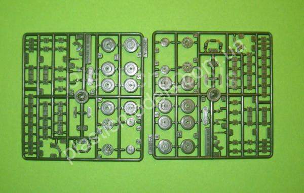 1/72 UMmt 360 Fast tank BT-5 (with cylindrical turret)