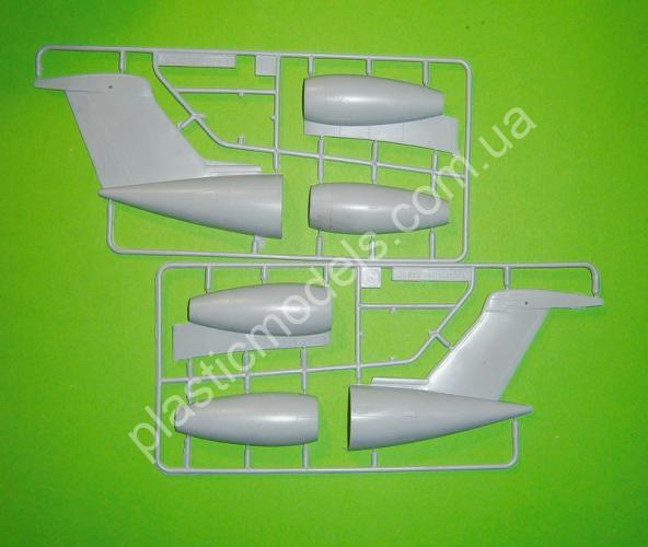 1/72 SOVA-M 72045 Gulfstream G-550 (E-8D)