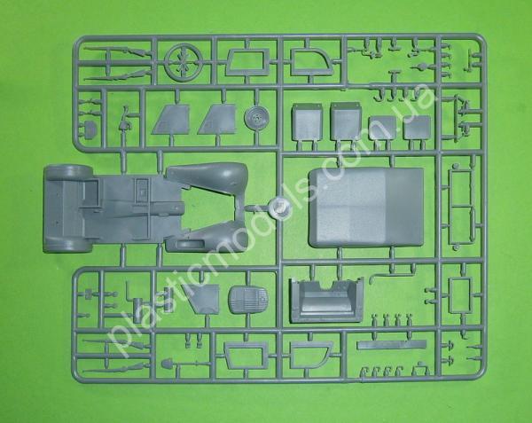1/35 Master Box 3531 Radio car Kfz. 2 Type 170VK