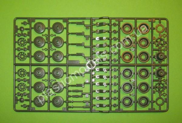 1/35 SKIF 226 T-80UDK