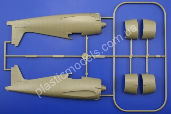 1/48 Eduard 8221 F6F-3 Hellcat