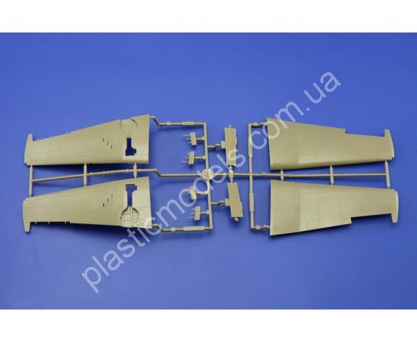 1/48 Eduard 8224 F6F-5 Hellcat late