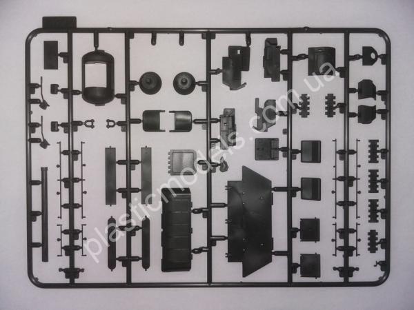 1/35 ICM 35367 Soviet Medium Tank Т-34-85