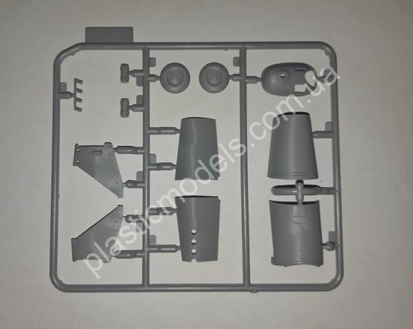 1/32 ICM 32032 Ki-86a/K9W1 “Cypress”, WWII Japan Training Aircraft
